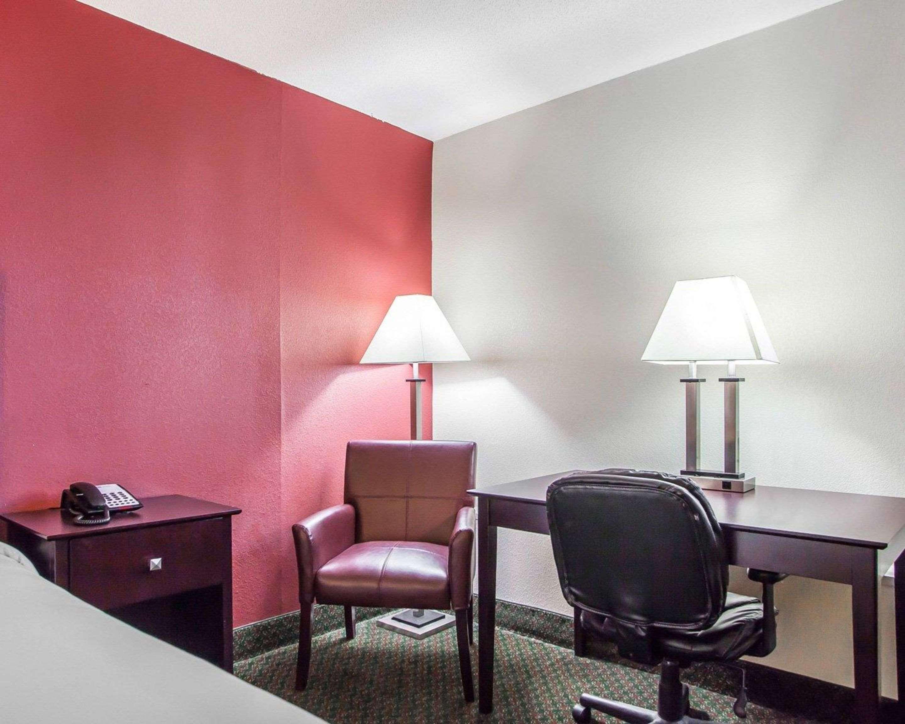Comfort Inn & Suites Wyomissing-Reading Esterno foto