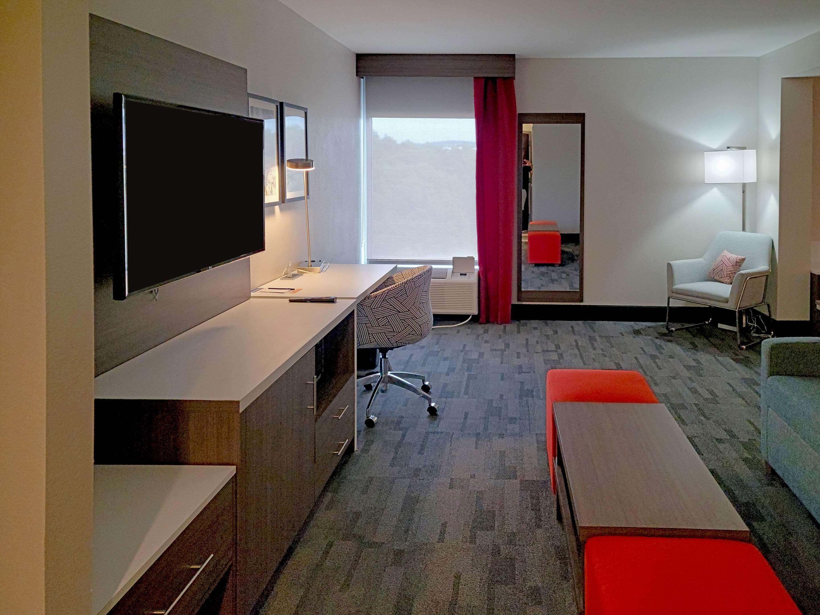 Comfort Inn & Suites Wyomissing-Reading Esterno foto