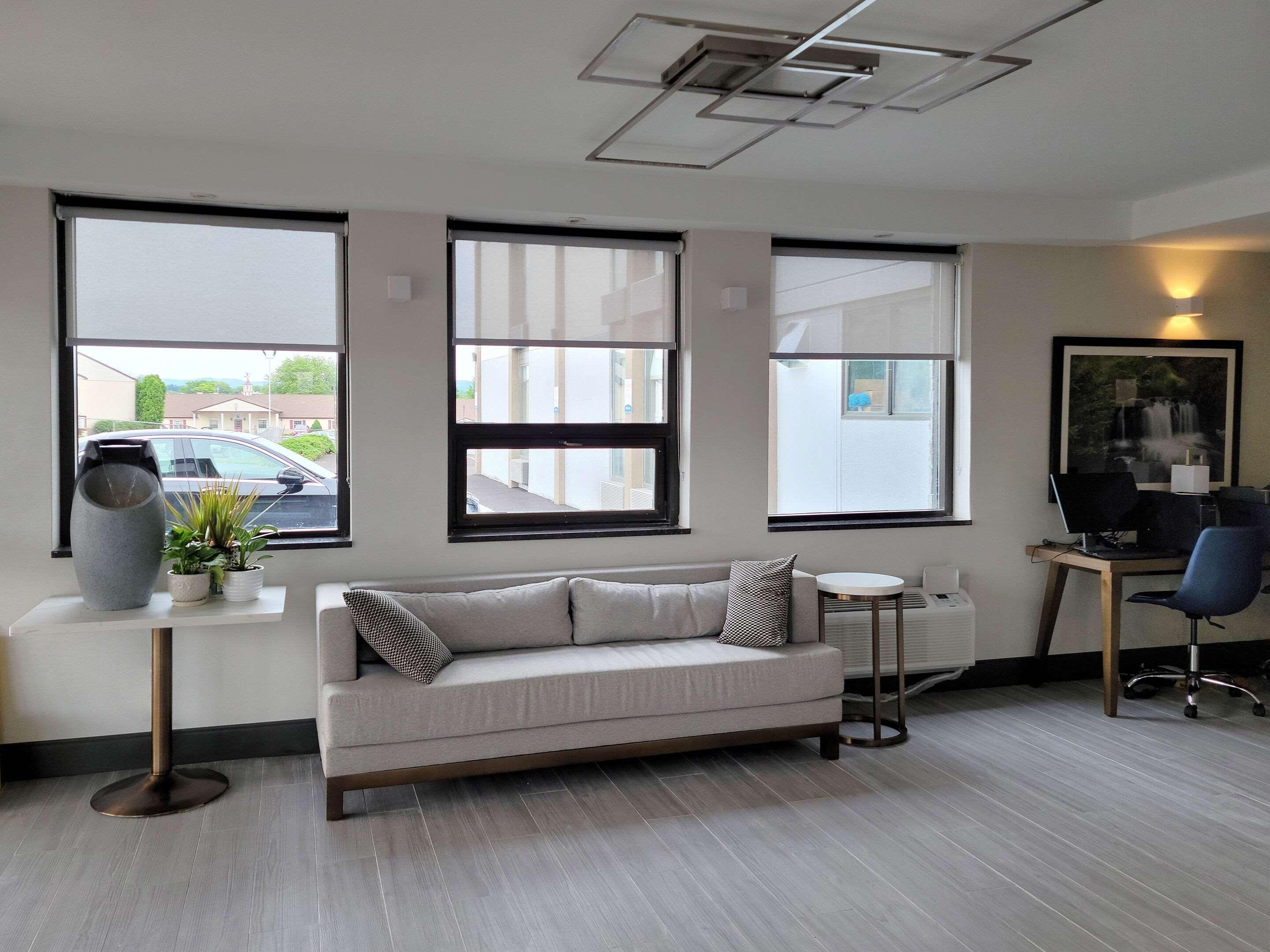 Comfort Inn & Suites Wyomissing-Reading Esterno foto