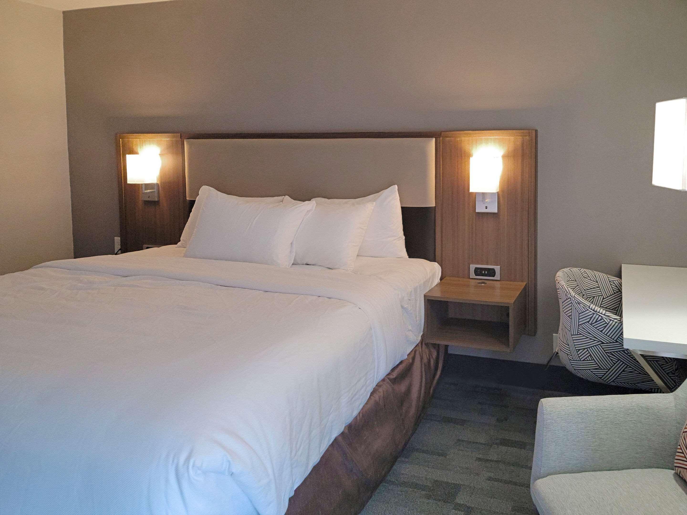Comfort Inn & Suites Wyomissing-Reading Esterno foto