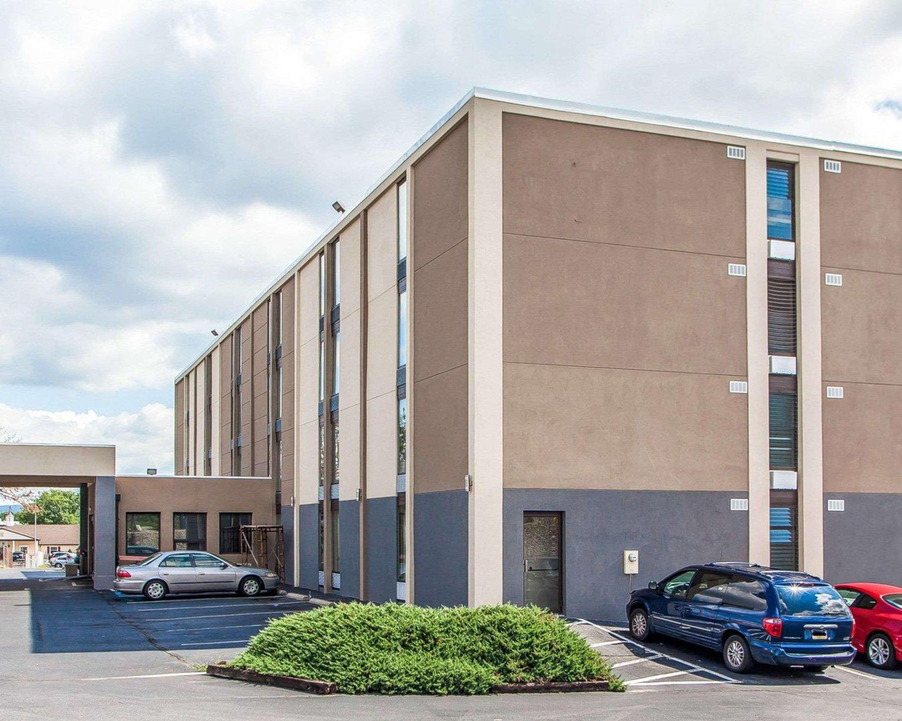 Comfort Inn & Suites Wyomissing-Reading Esterno foto