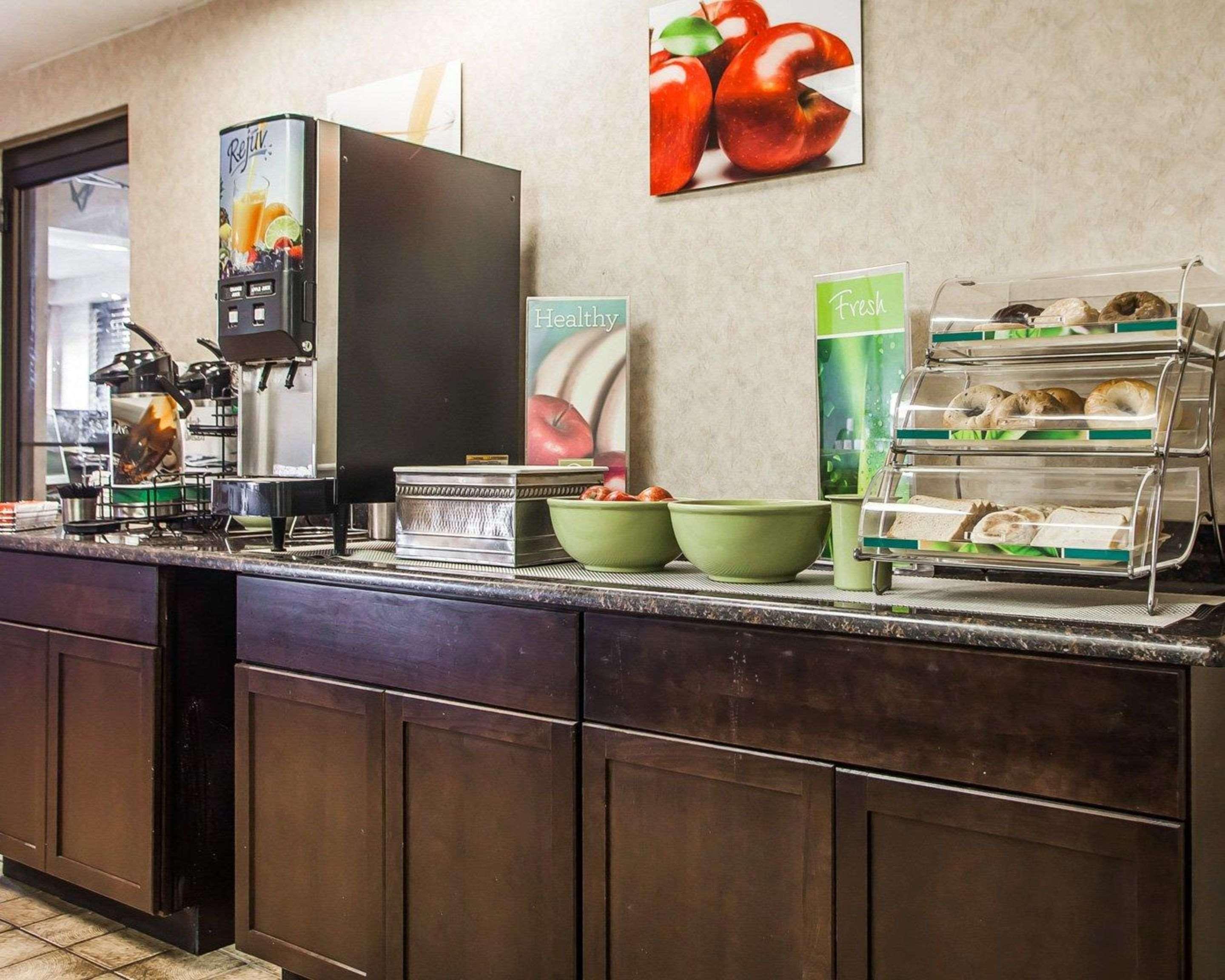 Comfort Inn & Suites Wyomissing-Reading Esterno foto