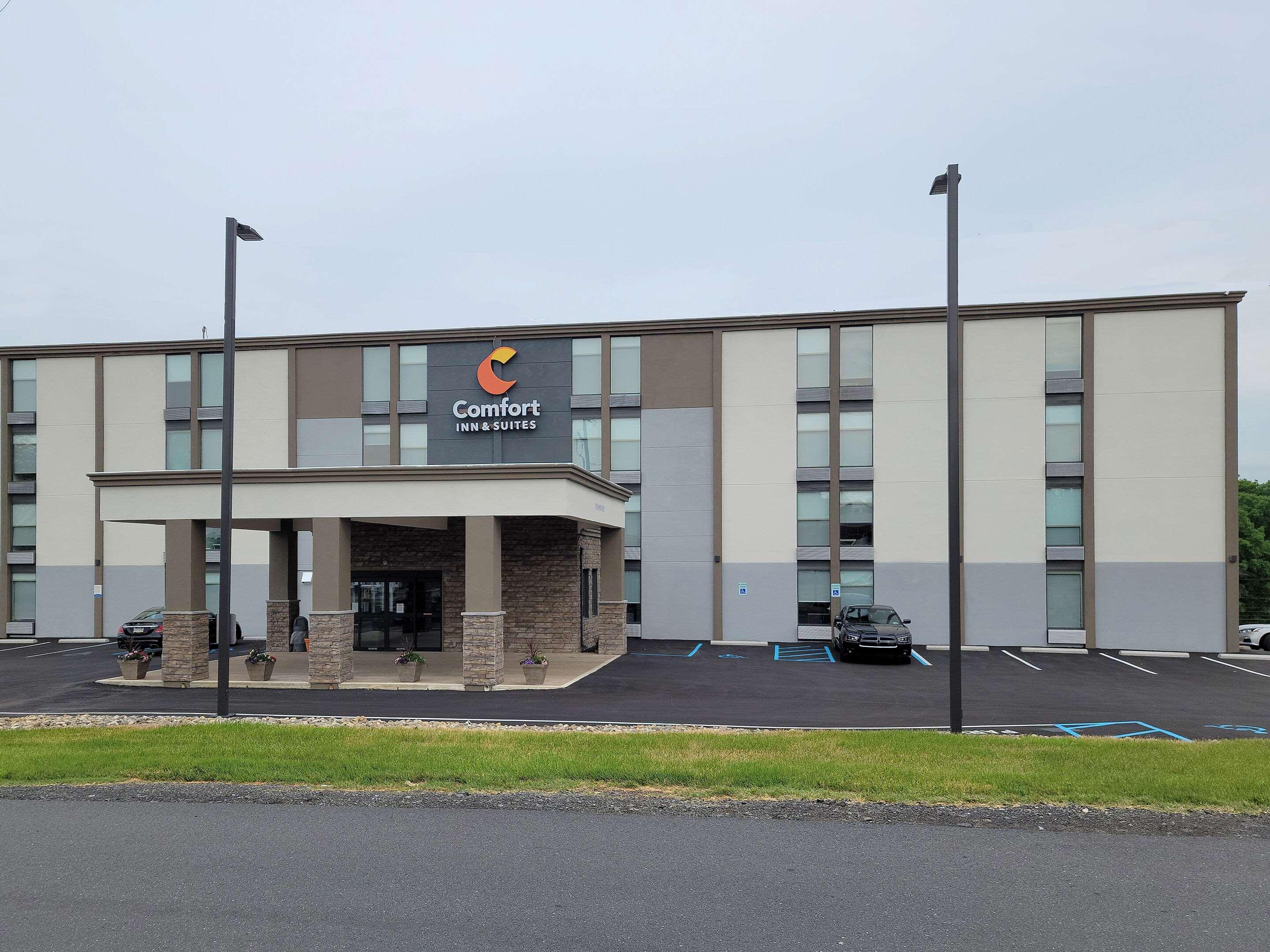 Comfort Inn & Suites Wyomissing-Reading Esterno foto